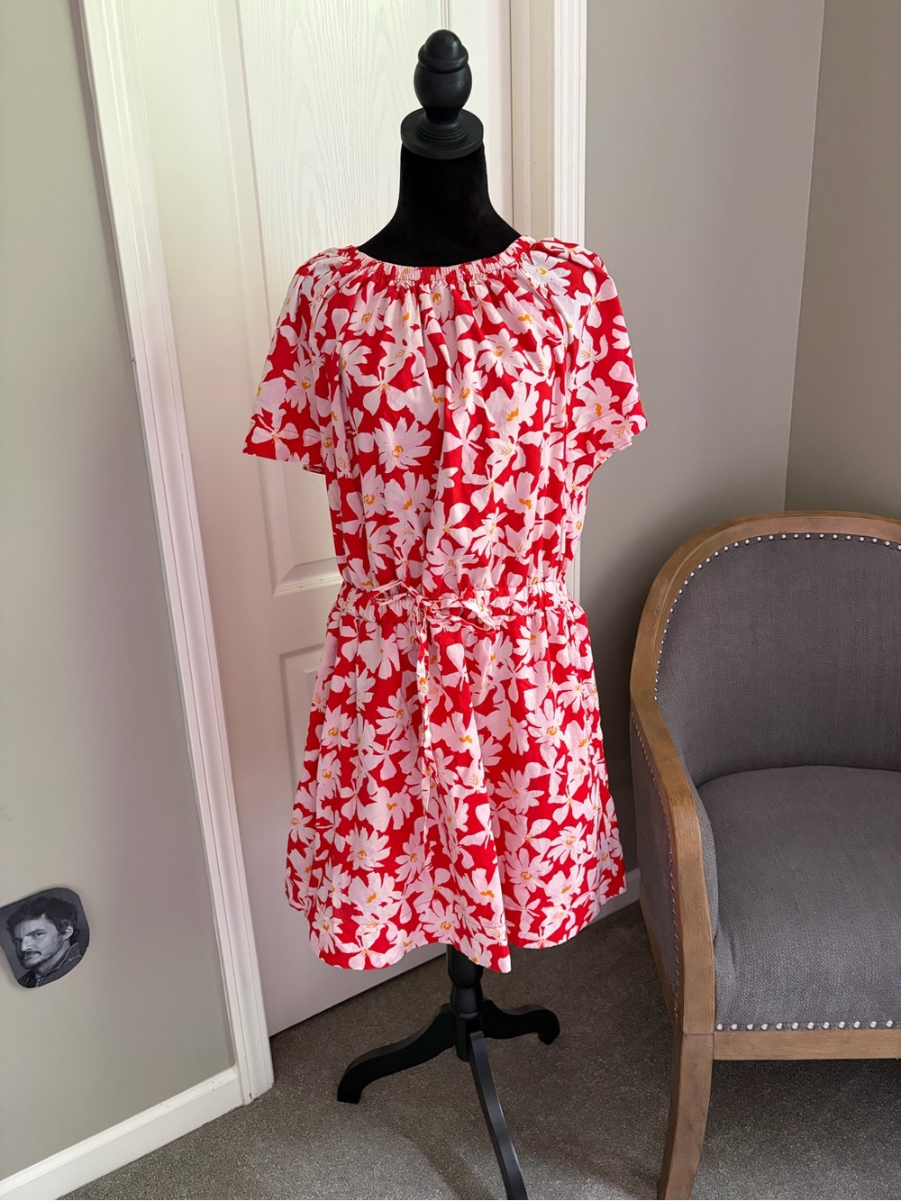 Women’s Red Floral Tie-Waist Midi Dress